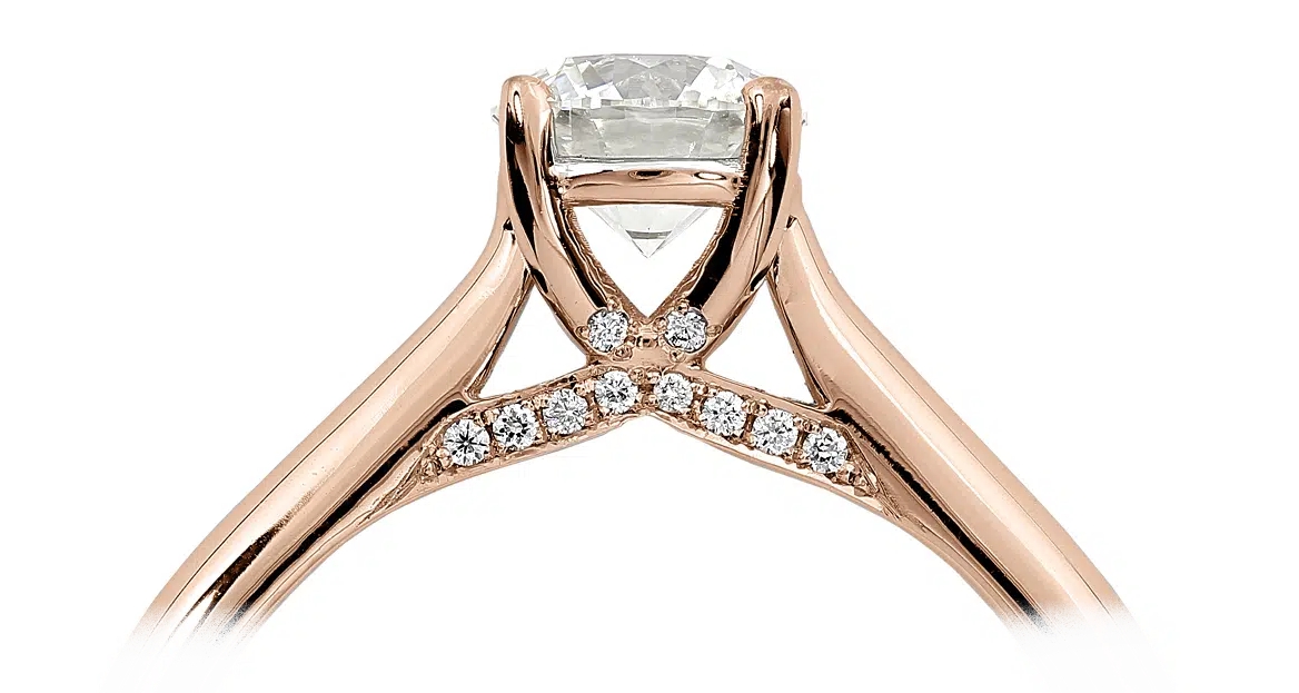 Bague de fiançailles Délicate en diamant et or rose 18k avec pavage latéral
