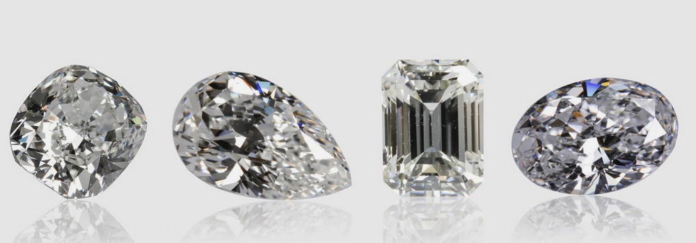 Différentes formes de diamant : coussin, poire, émeraude et ovale
